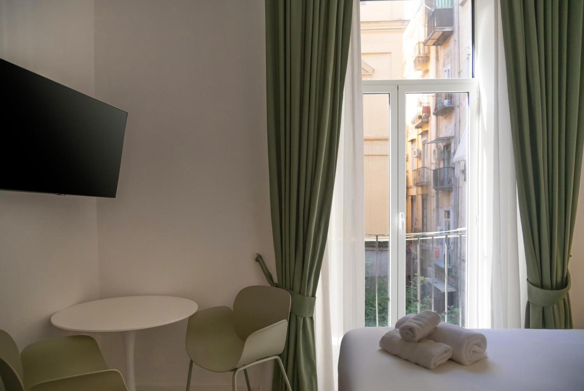 Vistavicolo Rooms Napels Buitenkant foto